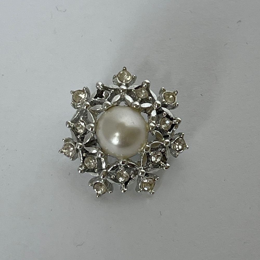 Brooch Sarah Coventry Vintage Small Pin, Faux Pearl and Clear Rhinestone